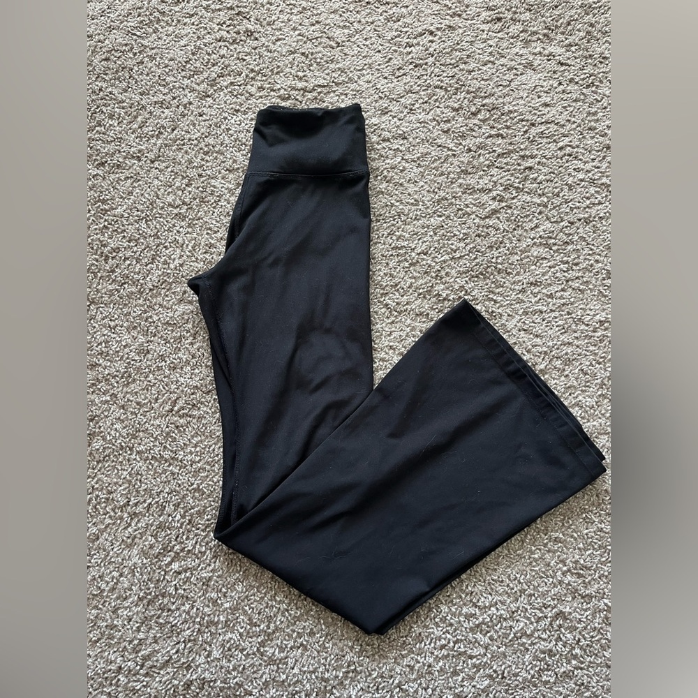 EUC Women's Calvin Klein Performance Wide Leg Leggings size Small in Black